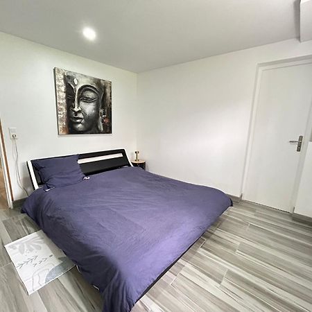 Apartament Les Bambous Poissy Zewnętrze zdjęcie