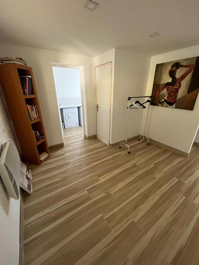 Apartament Les Bambous Poissy Zewnętrze zdjęcie